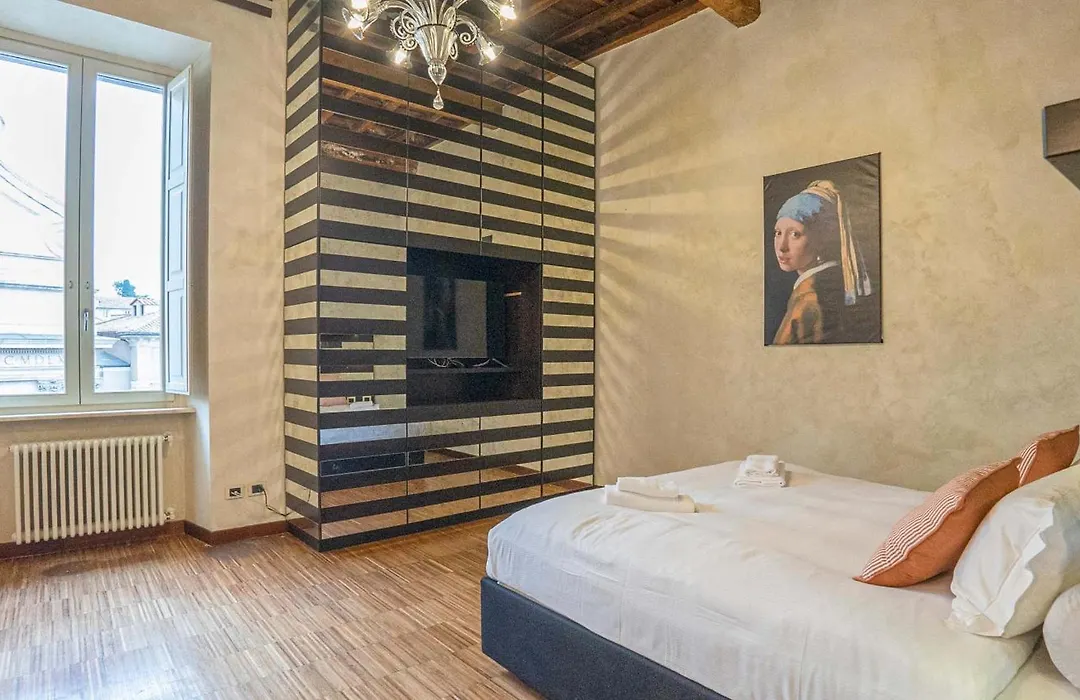 Easytopstay - Piazza Venezia City View Charming Apt-1